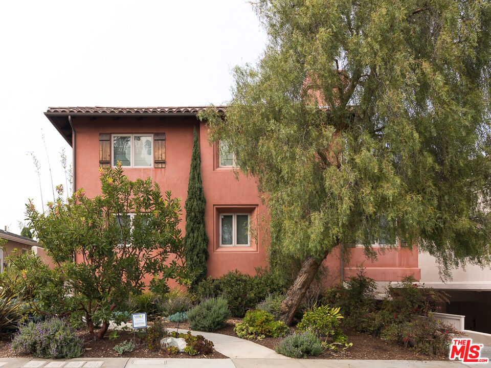1457 12th St Unit: C