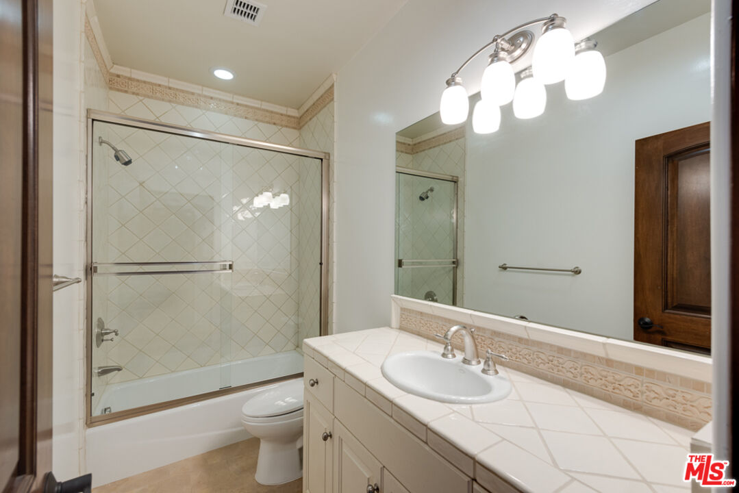 1457 12th St Unit: C