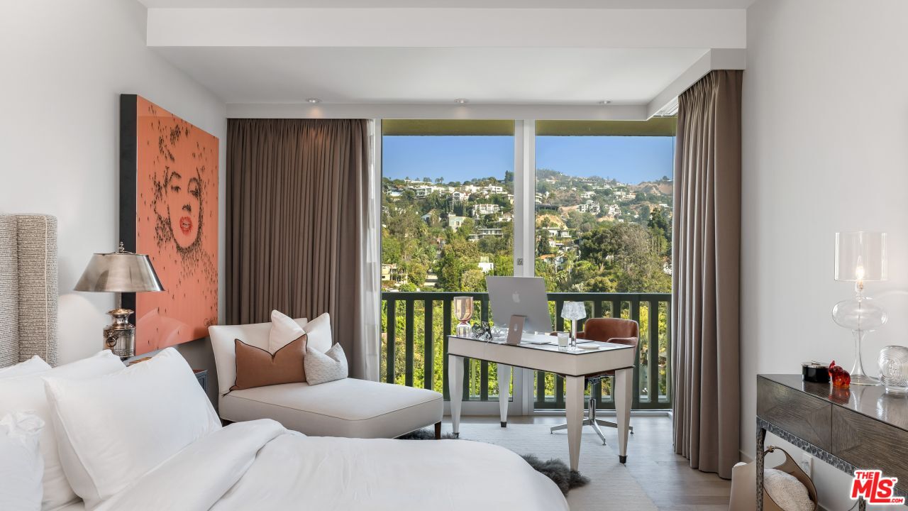 9255 Doheny Rd Unit: 1205