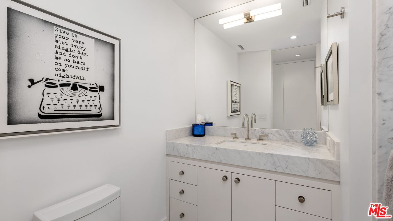 9255 Doheny Rd Unit: 1205