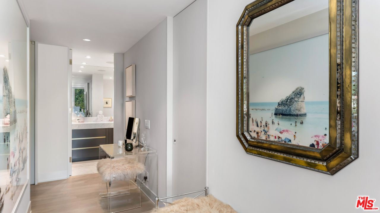 9255 Doheny Rd Unit: 1205