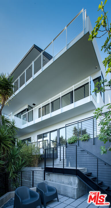 6312 Quebec Dr