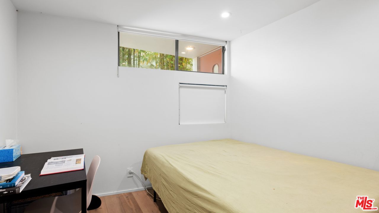 821 Bay St Unit: C3