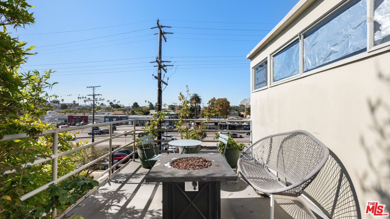 821 Bay St Unit: C3