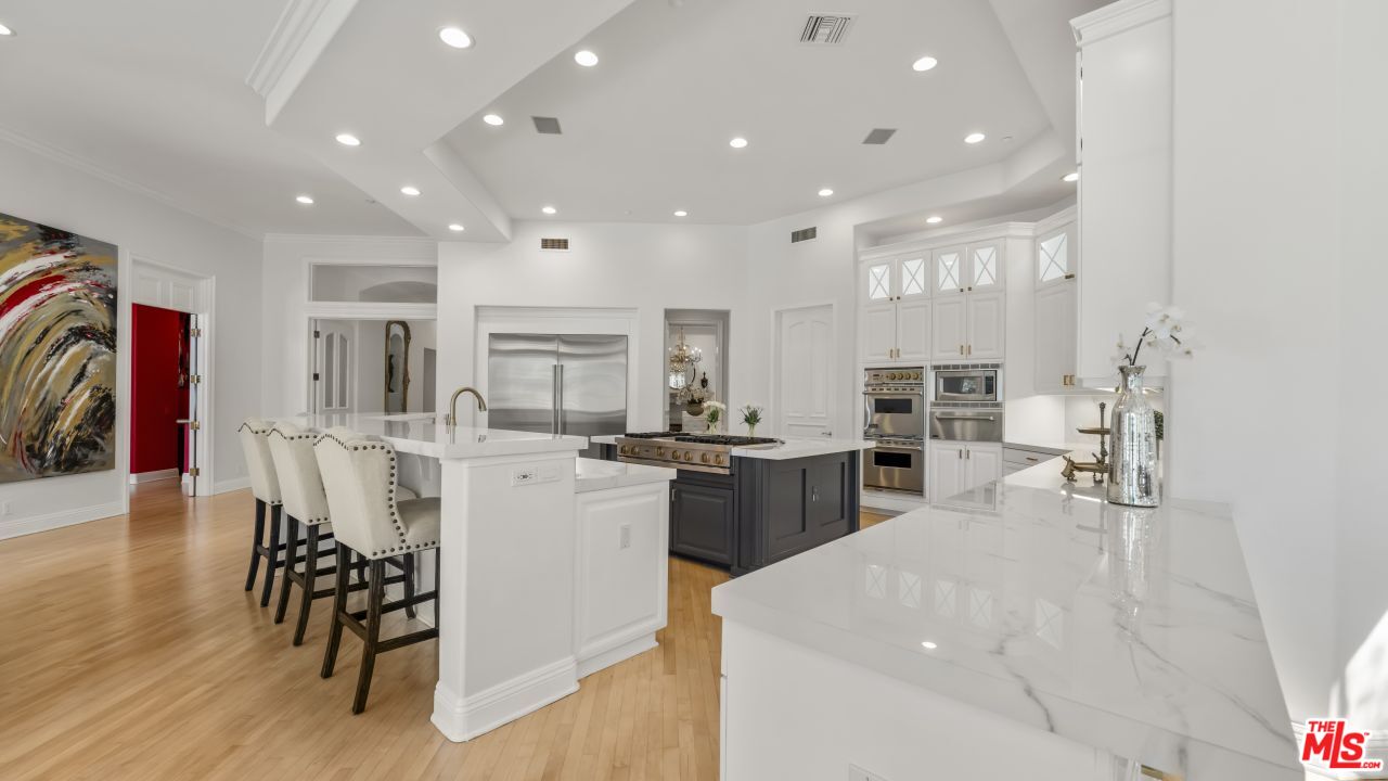 3311 Clerendon Rd