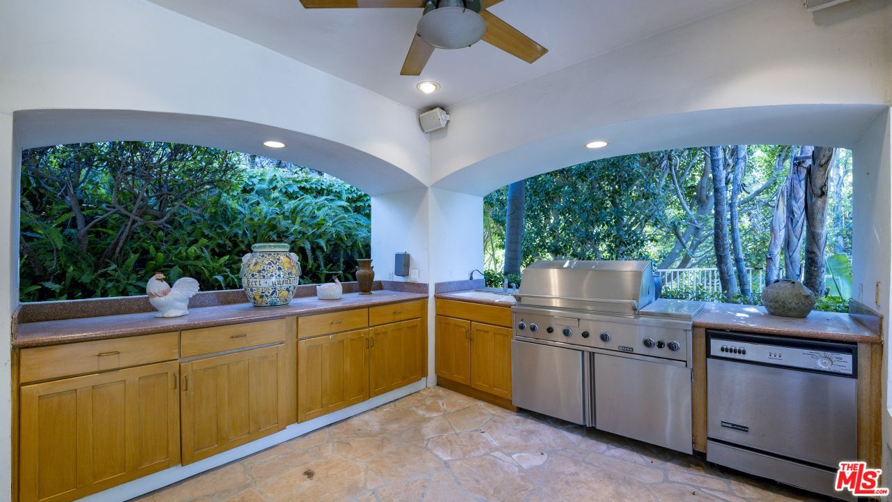 3311 Clerendon Rd