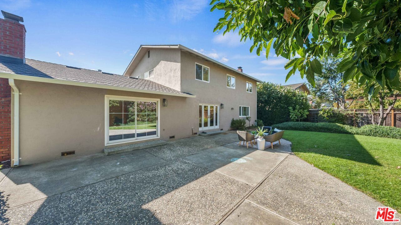 2260 Constitution Dr