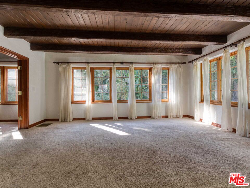 10423 Quito Ln