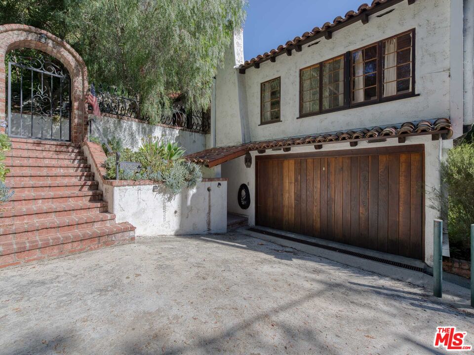 10423 Quito Ln