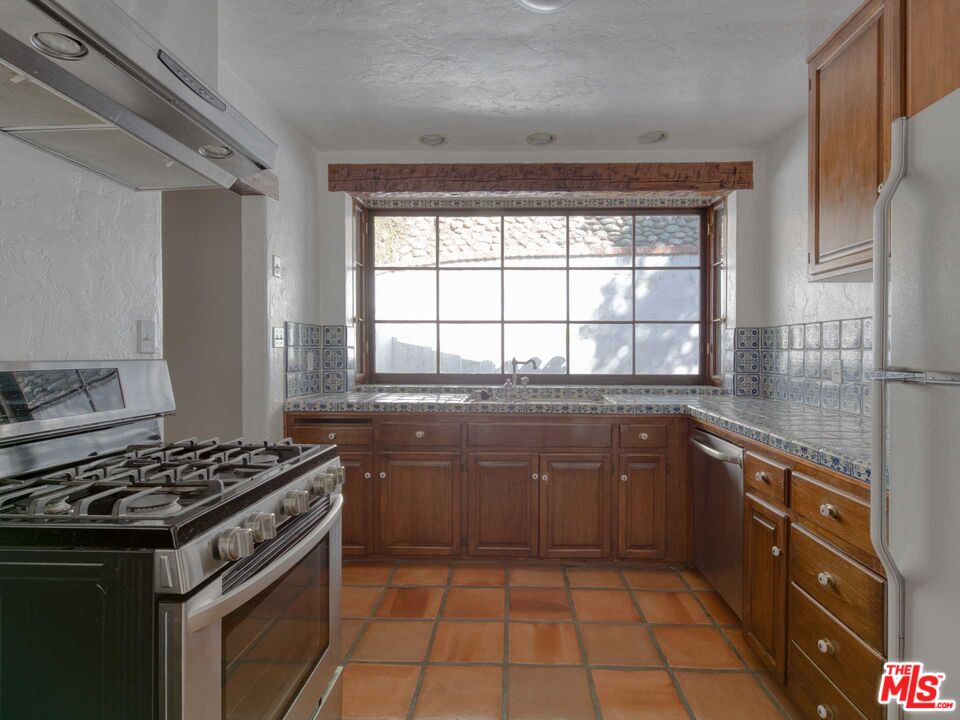 10423 Quito Ln