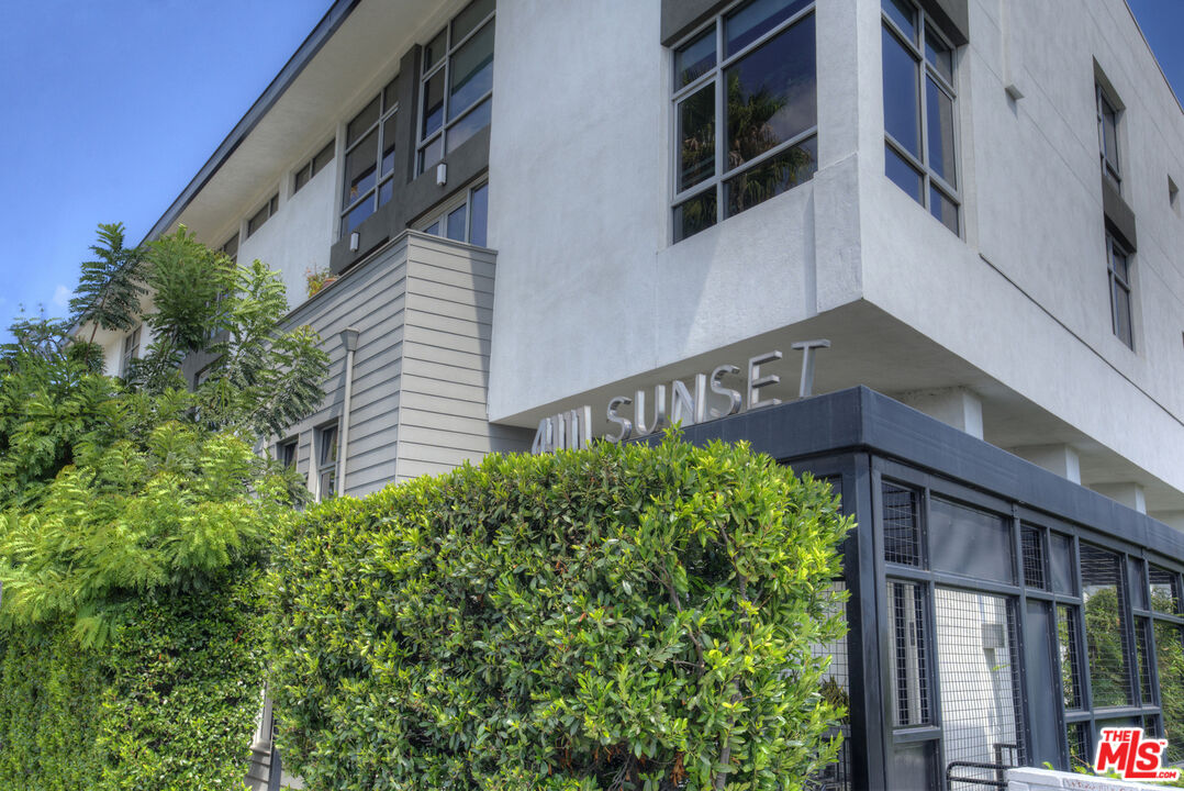4111 W Sunset Blvd Unit: 546
