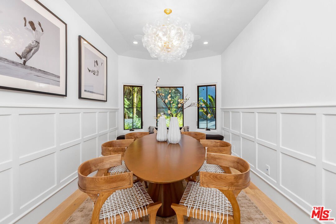 1728 N Sierra Bonita Ave