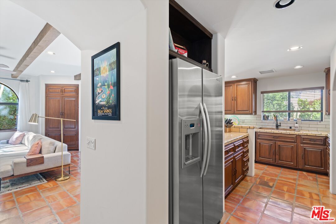 1115 Village Ct