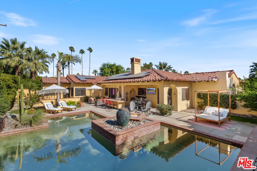 1115 Village Ct
