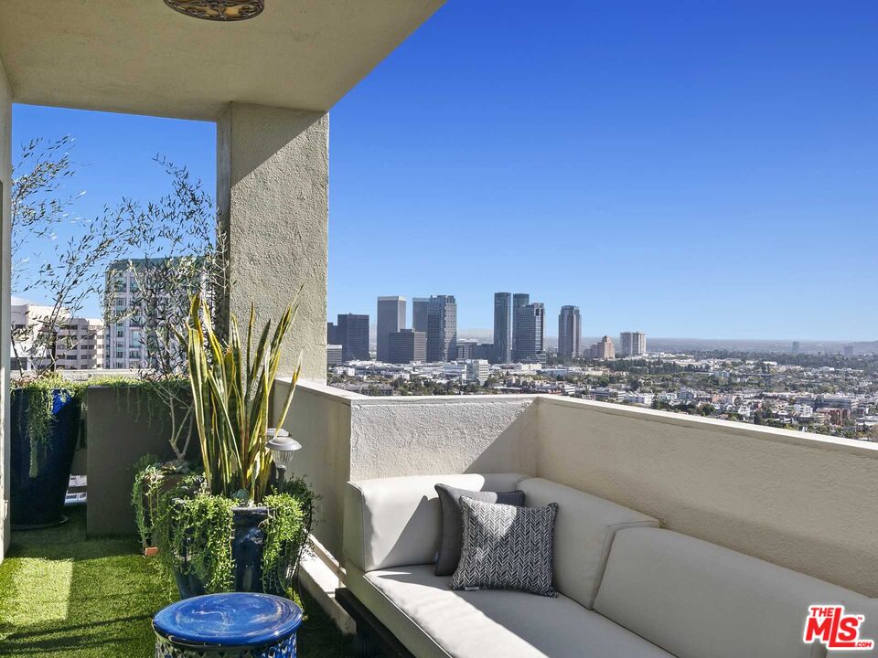 10701 Wilshire Blvd Unit: PH B