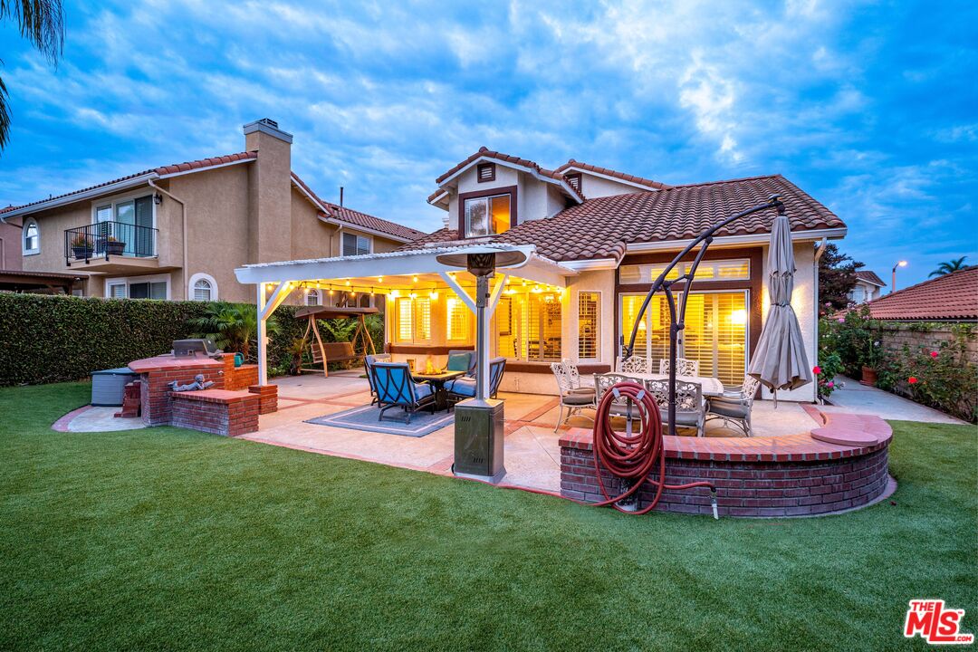 1708 Blossom Ct