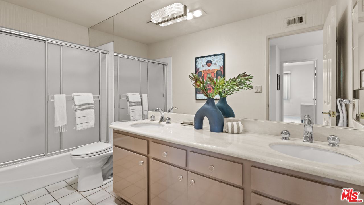 2958 Tiffany Cir