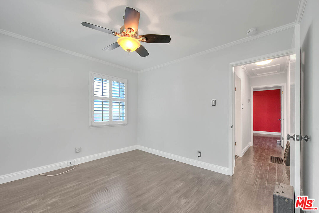 4271 La Salle Ave