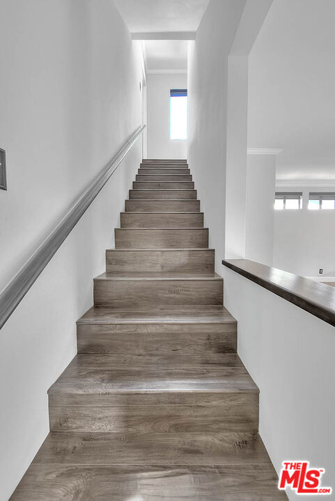 4271 La Salle Ave