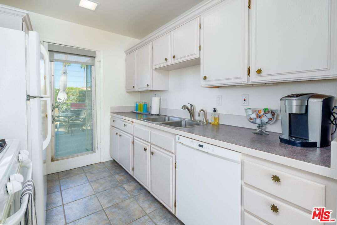 1881 S Araby Dr Unit: 15