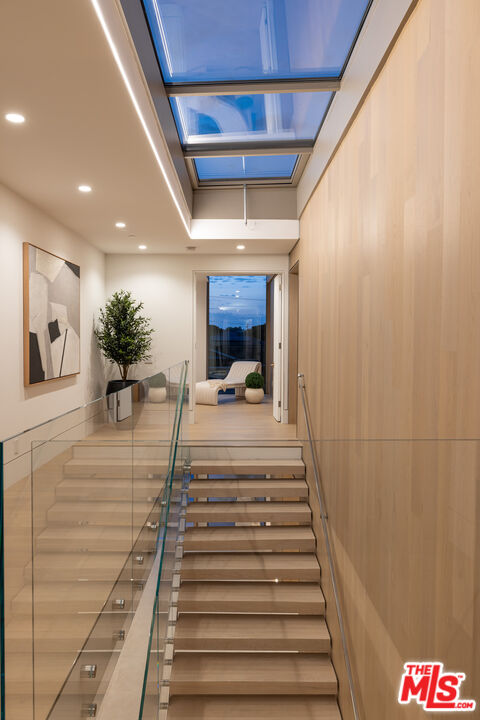516 Tustin Ave