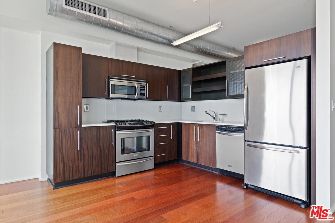 1100 S Hope St Unit: 1506