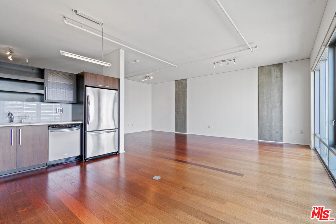 1100 S Hope St Unit: 1506