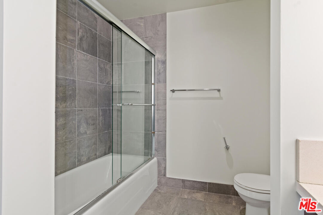 1100 S Hope St Unit: 1506
