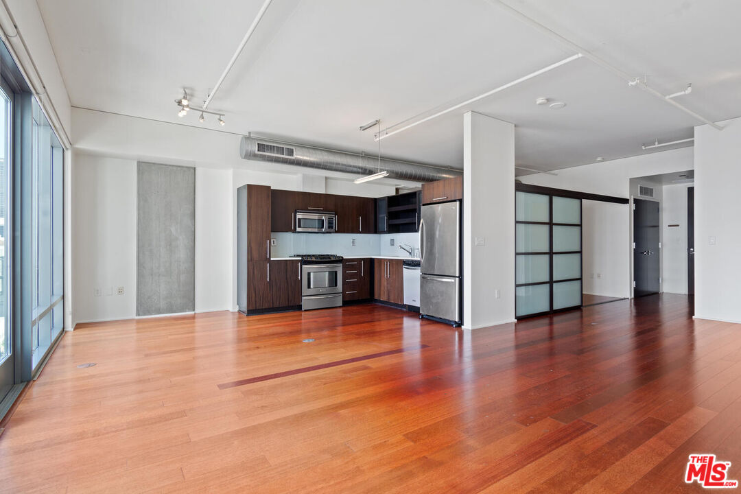 1100 S Hope St Unit: 1506