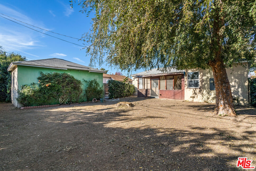 18330 Jovan St
