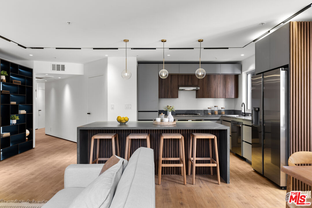 1211 S Shenandoah St Unit: 203