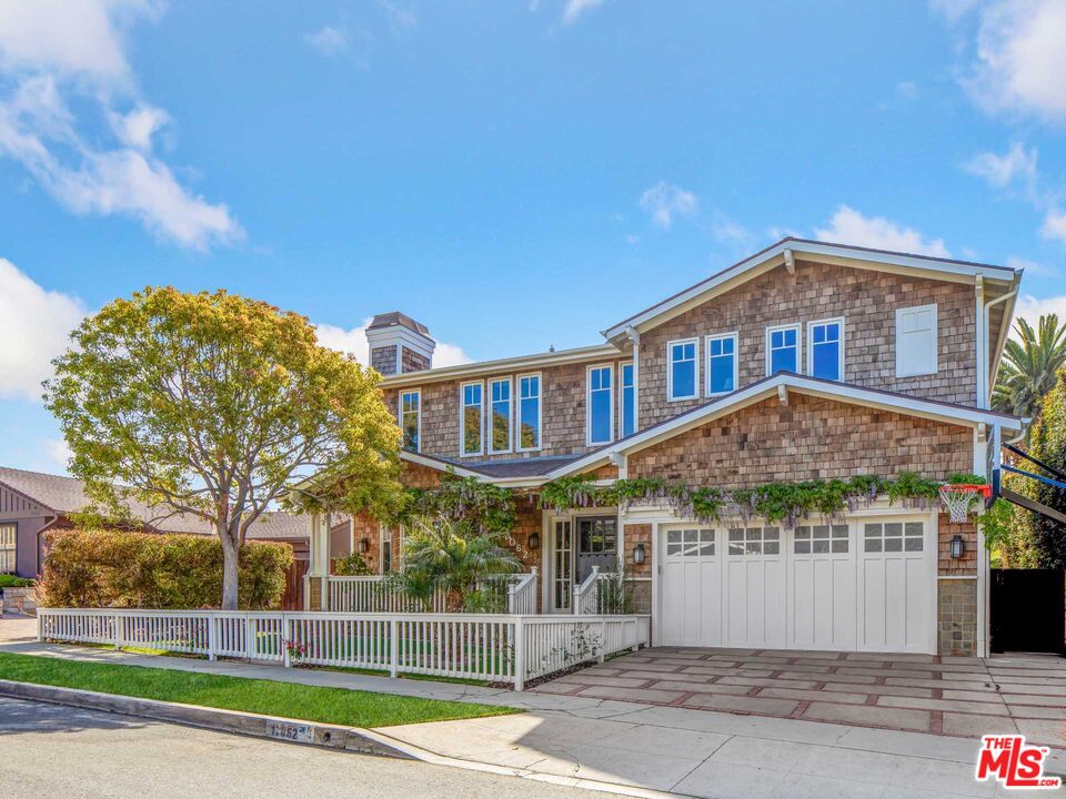 17062 Bollinger Dr