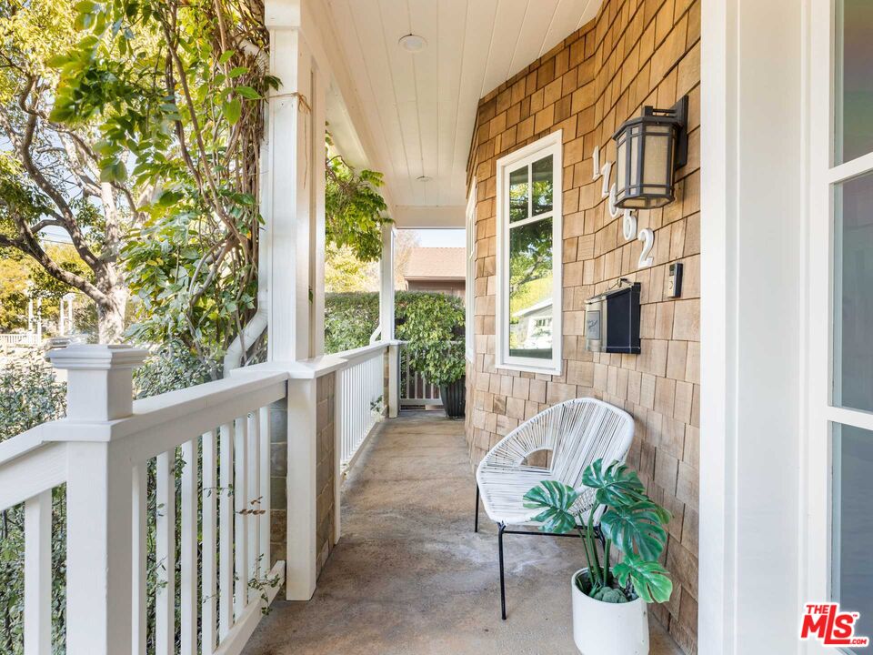 17062 Bollinger Dr