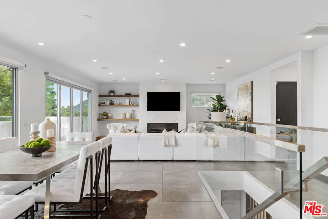 3419 Wonder View Dr