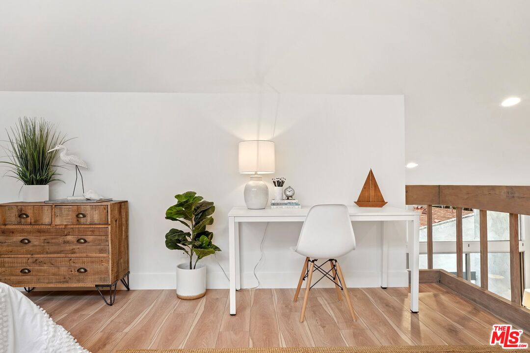 605 S Prospect Ave Unit: 304