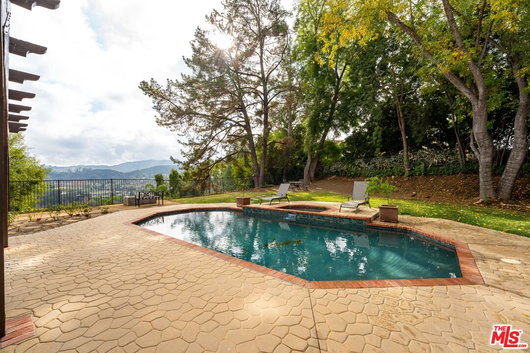 4465 Alta Tupelo Dr