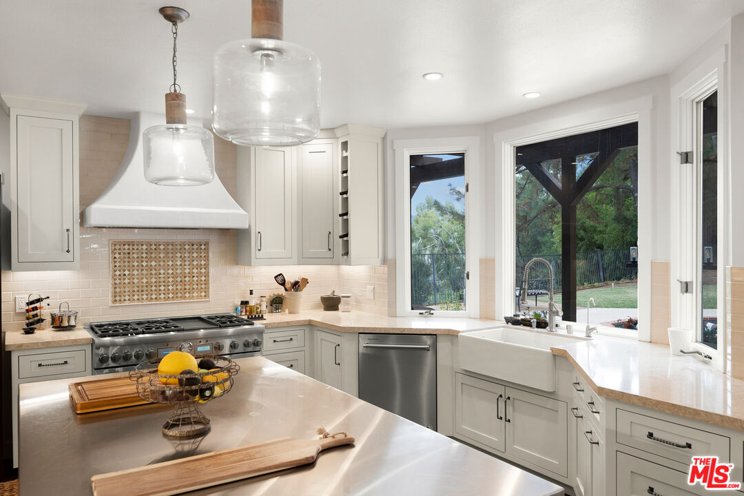 4465 Alta Tupelo Dr