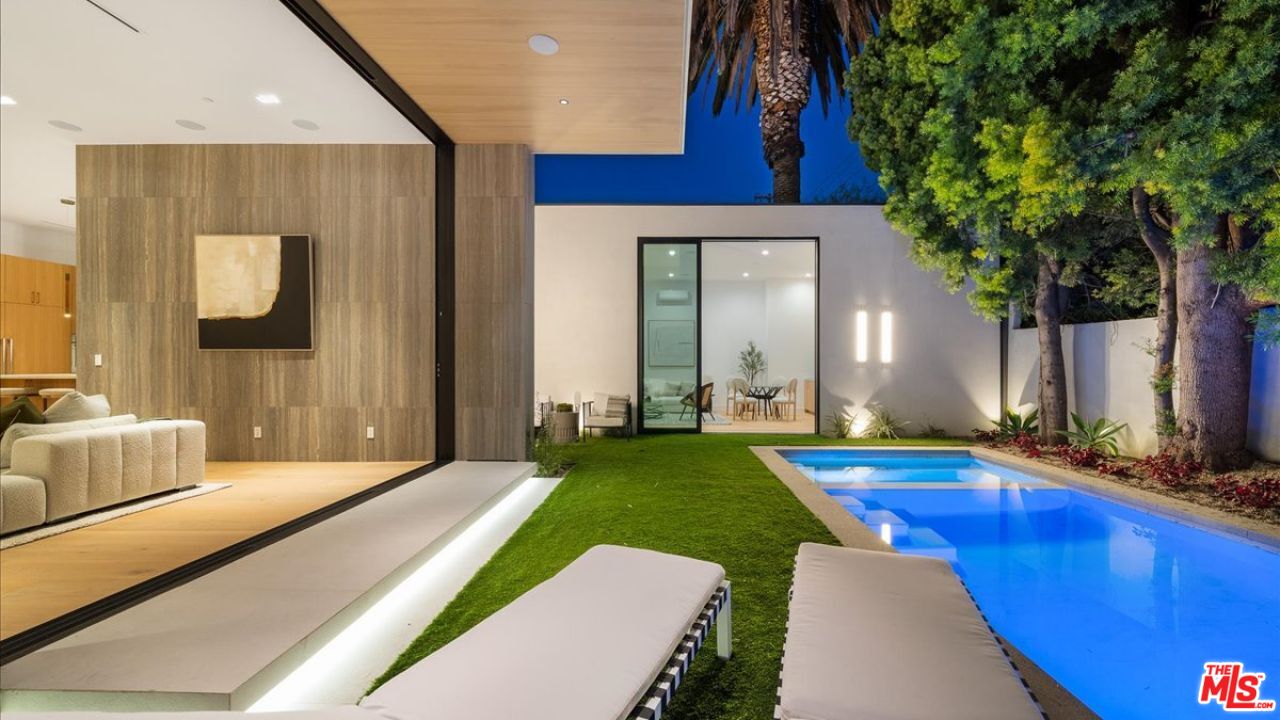 340 N Kilkea Dr