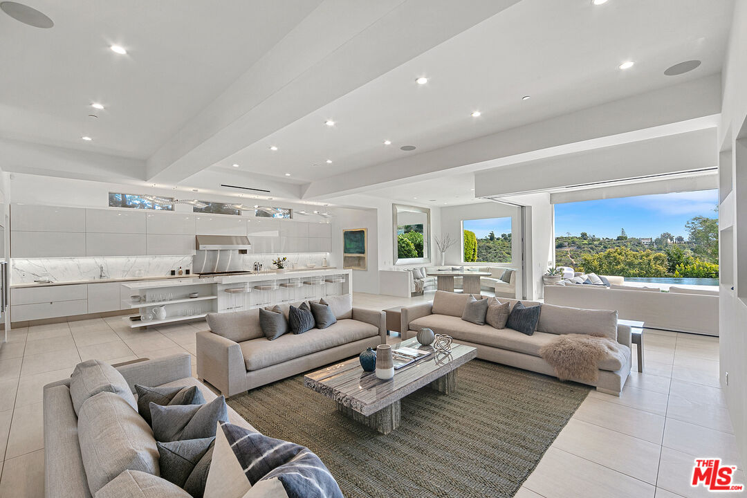 1518 BEL AIR RD