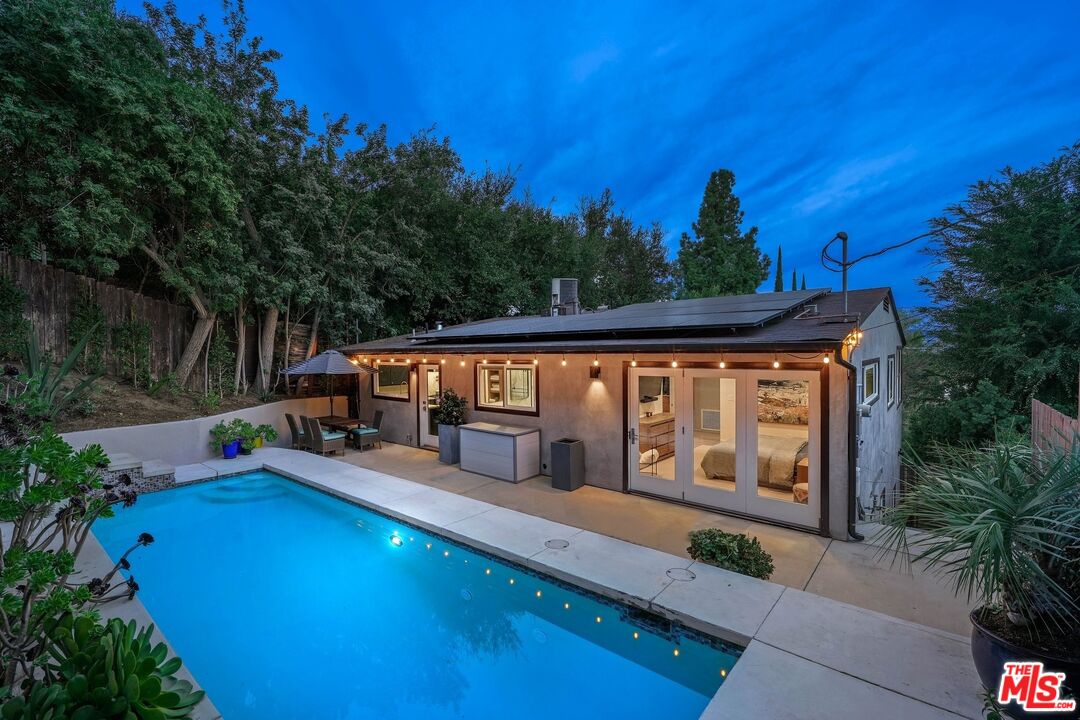 3876 Reklaw Dr