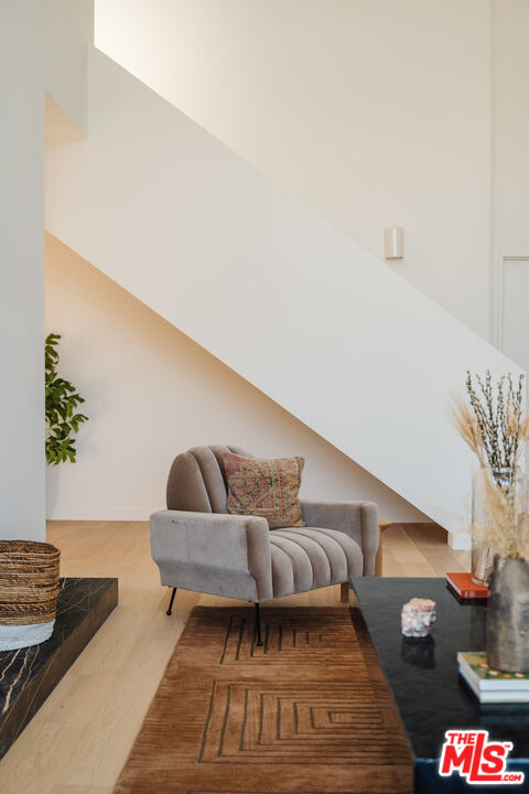 100 N Wetherly Dr Unit: PH D