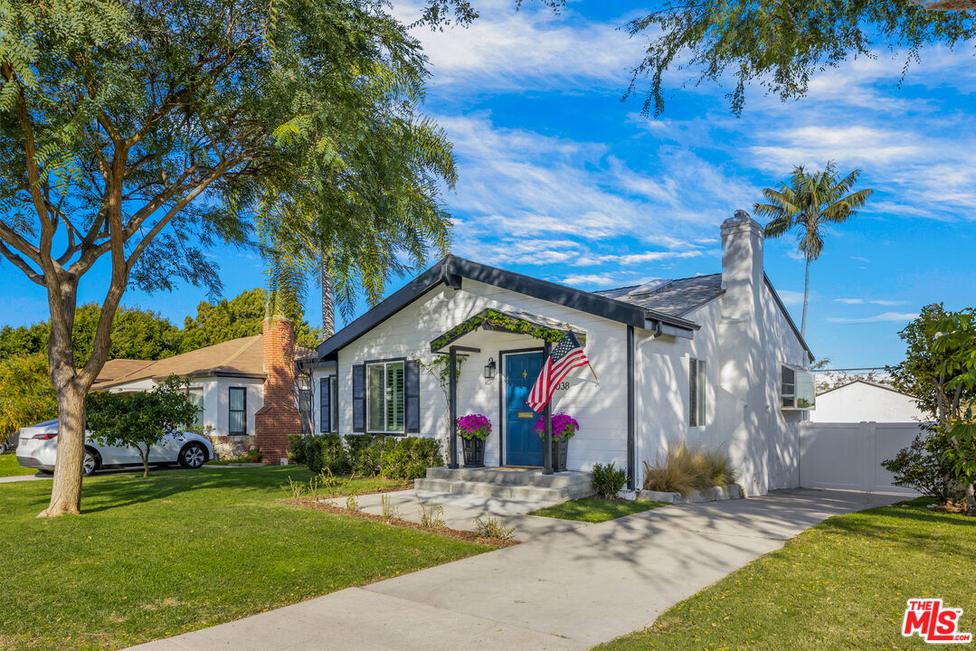8038 Stewart Ave