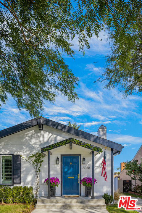 8038 Stewart Ave