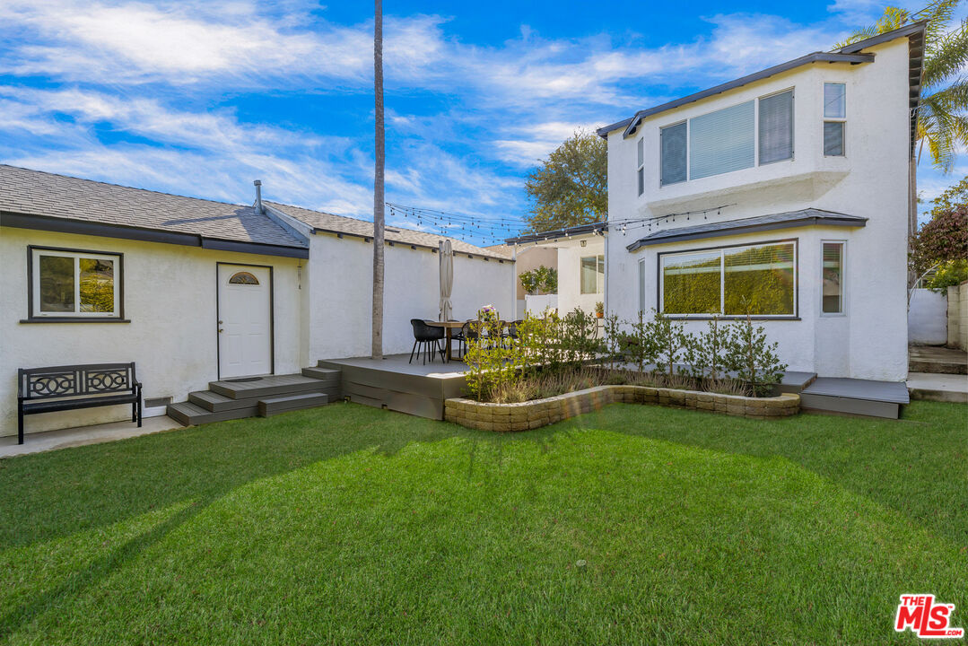 8038 Stewart Ave