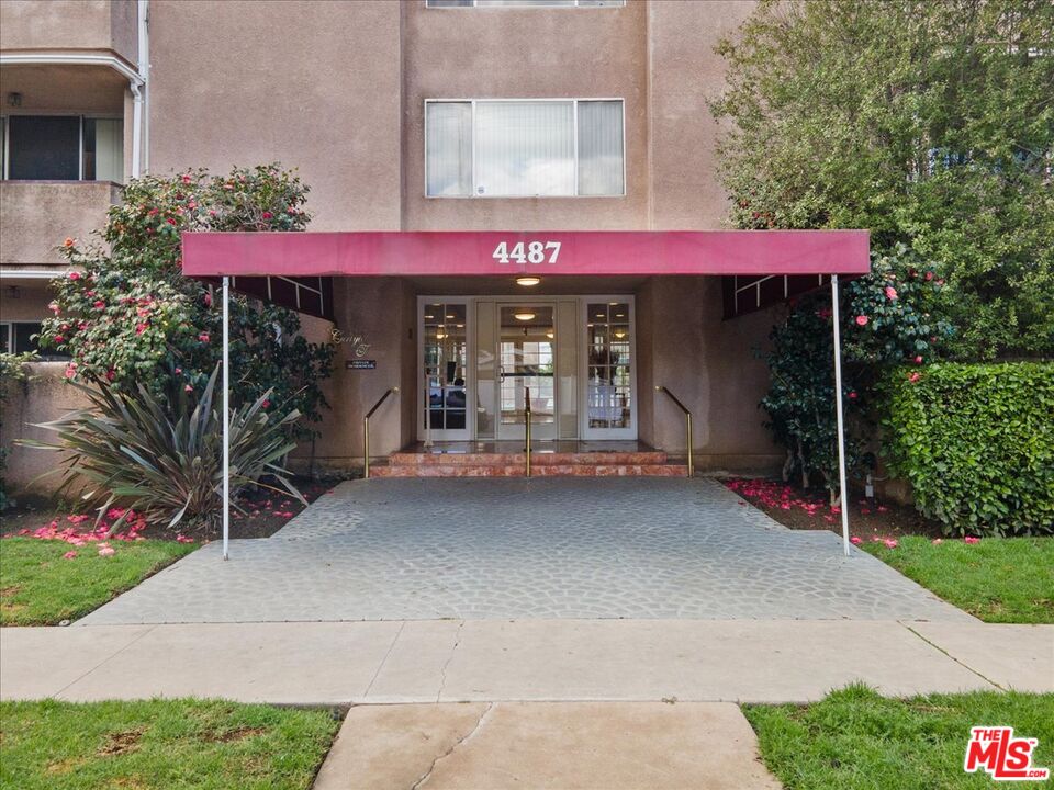 4487 Colbath Ave Unit: 310