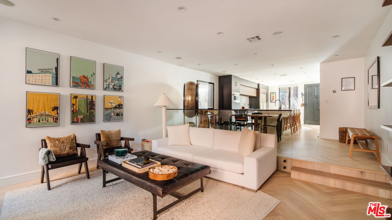 1033 Carol Dr Unit: T14