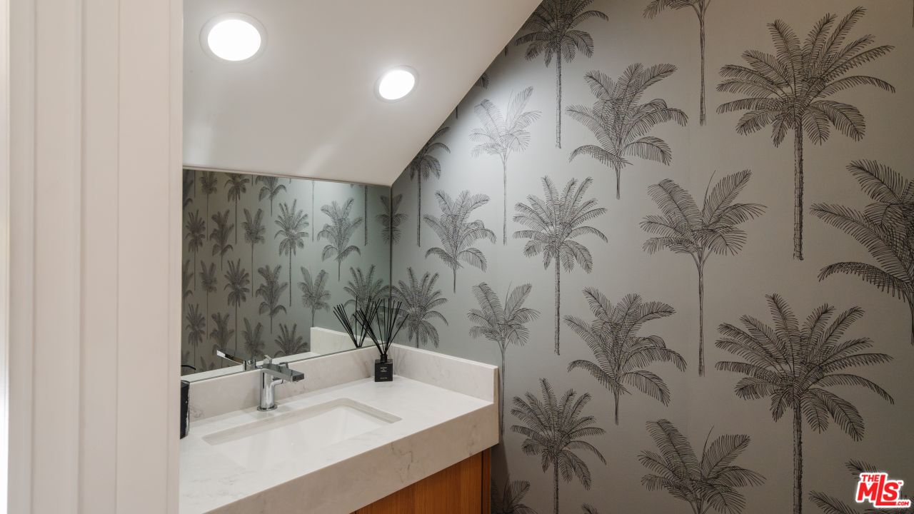 1033 Carol Dr Unit: T14