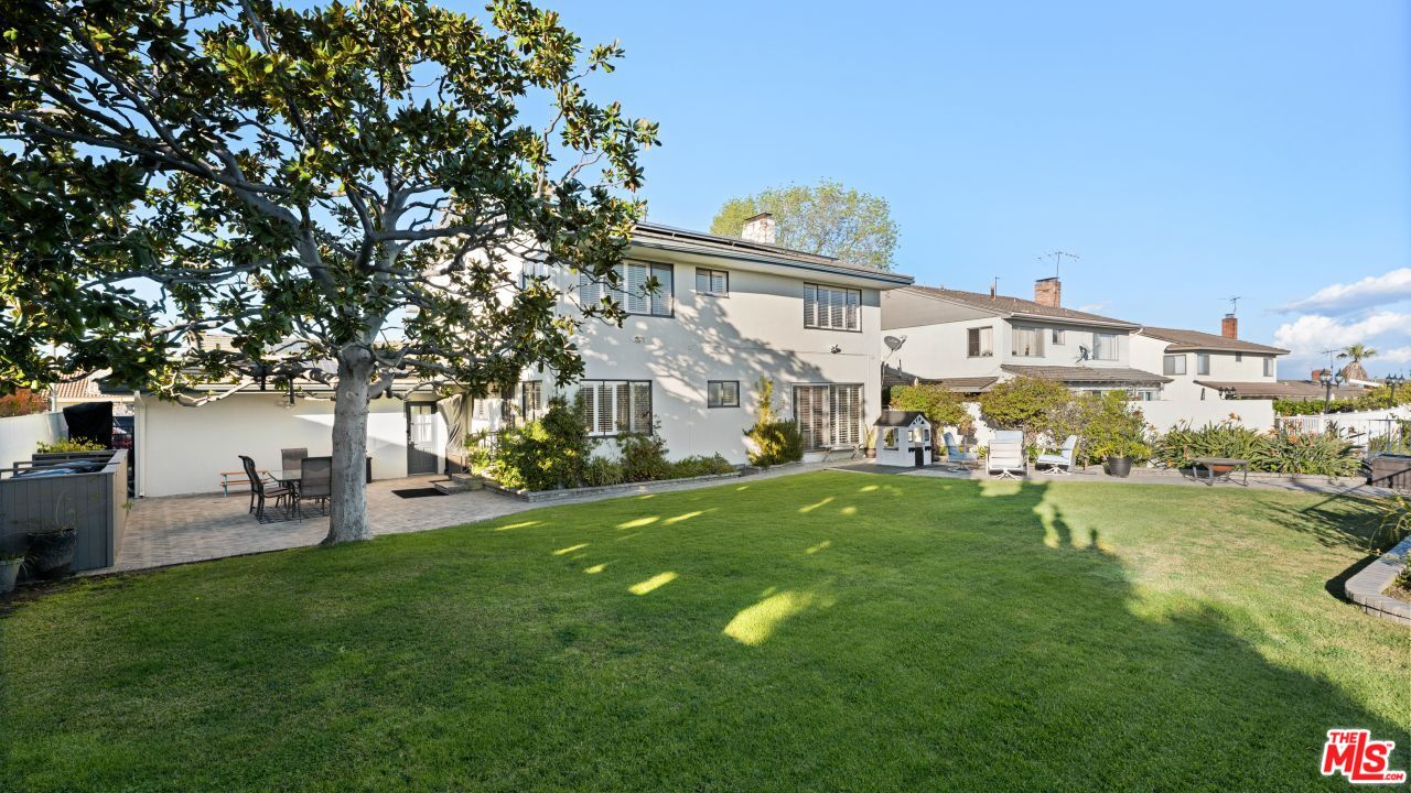 4542 Don Felipe Dr