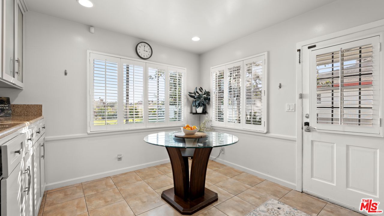 4542 Don Felipe Dr