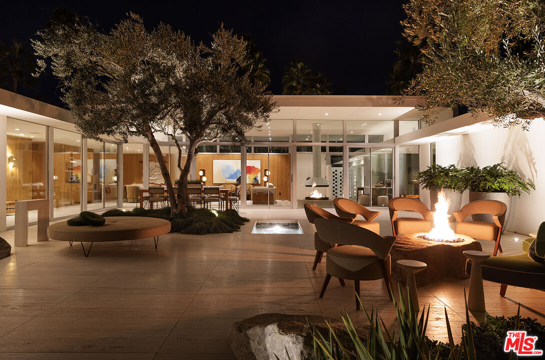 70889 Tamarisk Ln